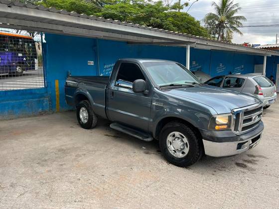 FORD F-250 3.9 XL S DUTY 4X2 CS DIESEL 2P MANUAL FORD F-250 3.9 XL S DUTY 4X2 CS DIESEL 2P MANUAL